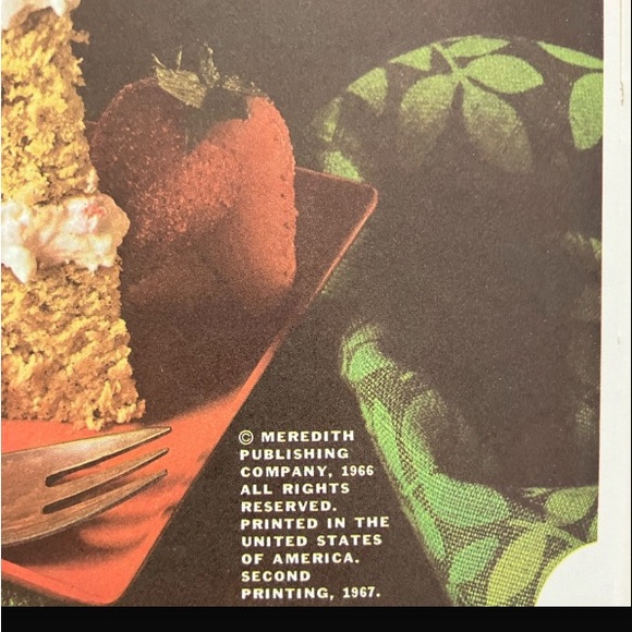 Vintage Better Homes and Gardens PIES and CAKES Recipe Cookbook 1967 Hard Cover - Picture 3 of 6